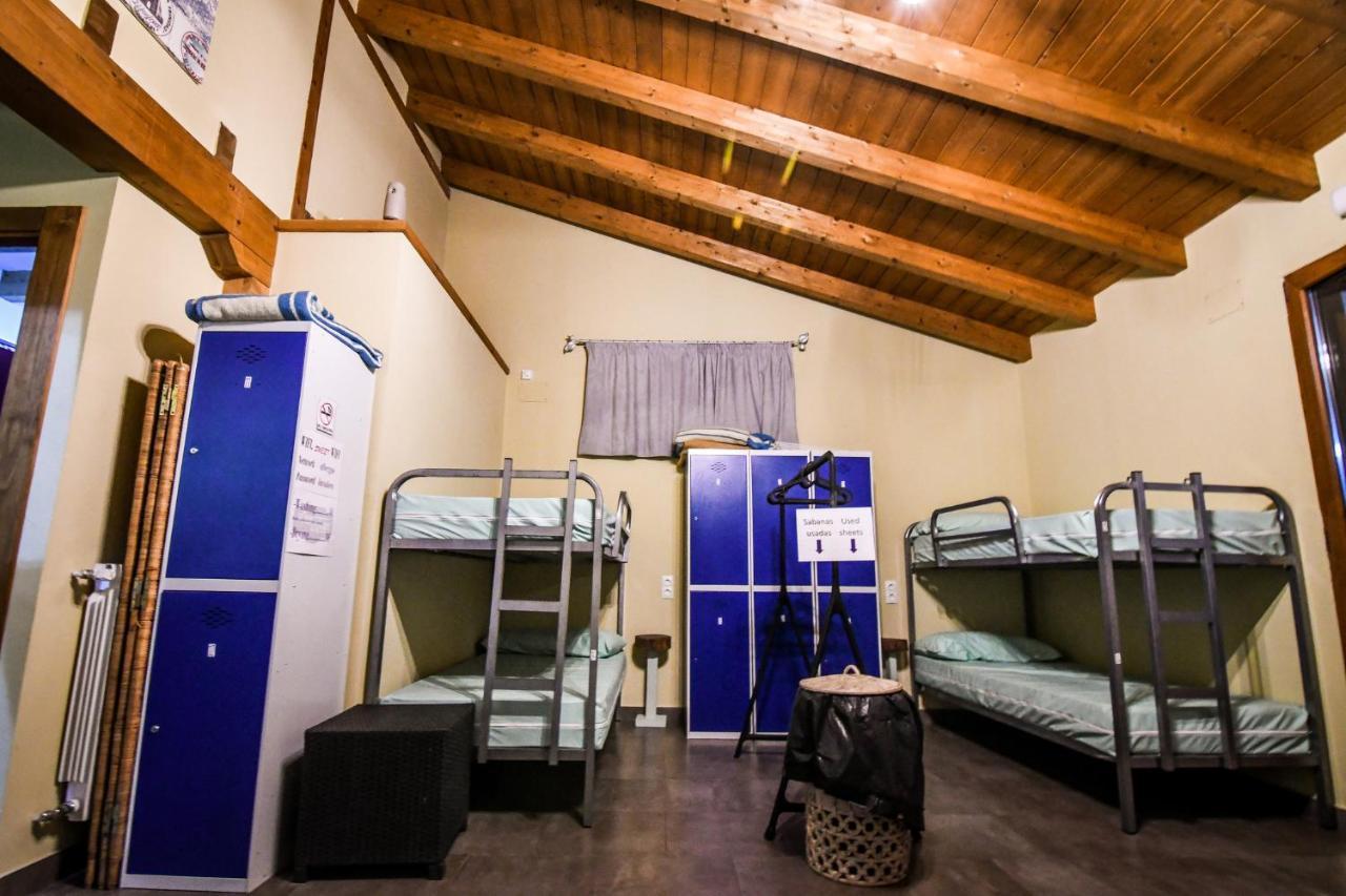 Acienleguas Hostel กาสโตรเฮริซ ภายนอก รูปภาพ