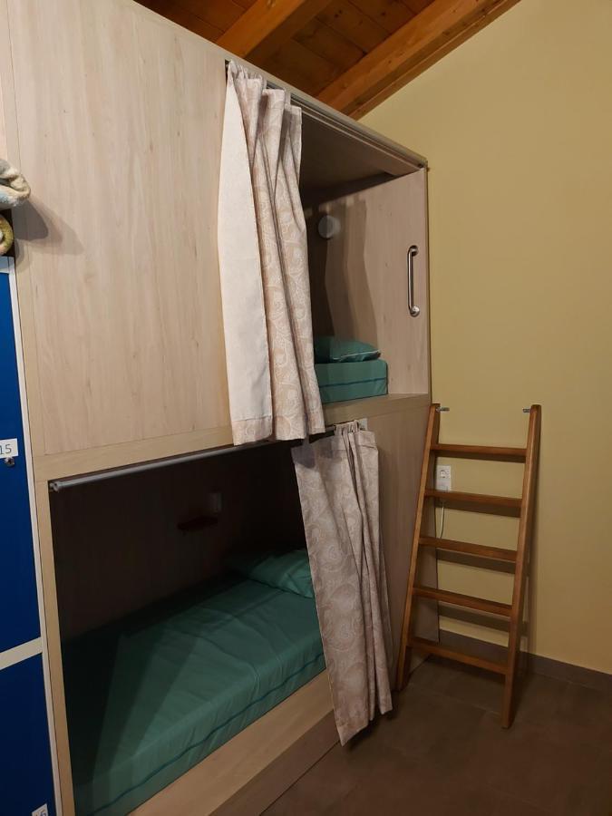 Acienleguas Hostel กาสโตรเฮริซ ภายนอก รูปภาพ