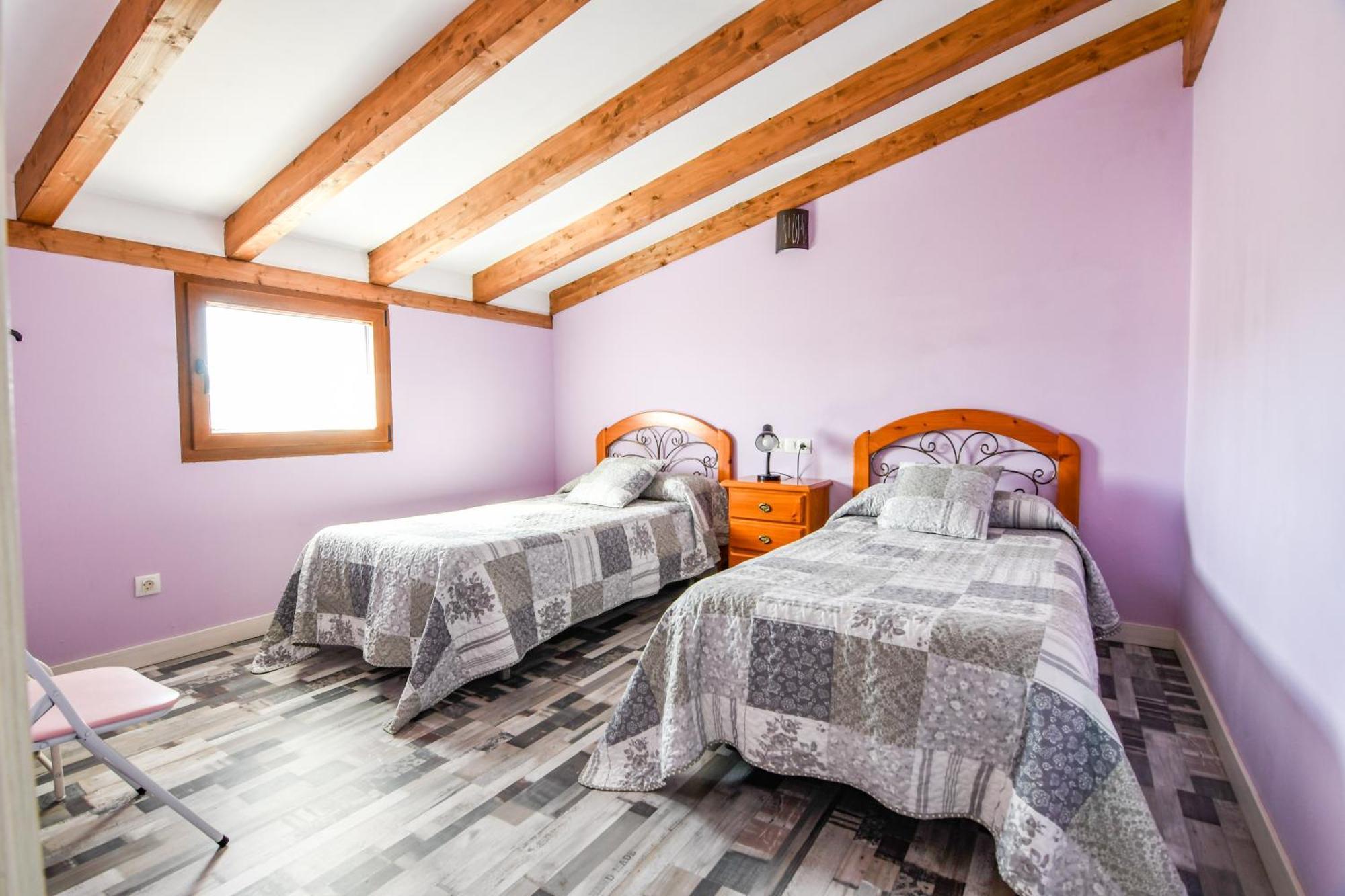 Acienleguas Hostel กาสโตรเฮริซ ภายนอก รูปภาพ